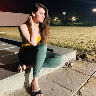 Pooja Janrao feet photo 12