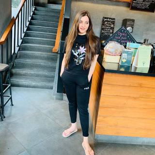 Pooja Janrao feet photo 13