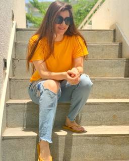 Pooja Janrao feet photo 17