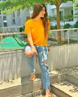 Pooja Janrao feet photo 16