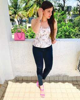 Pooja Janrao feet photo 6
