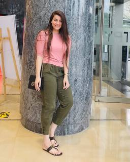 Pooja Janrao feet photo 4