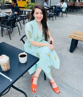 Pooja Janrao feet photo 15