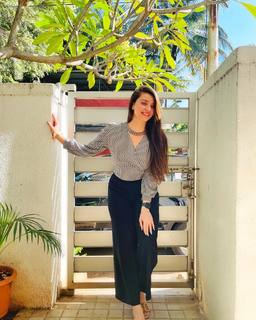Pooja Janrao feet photo 13