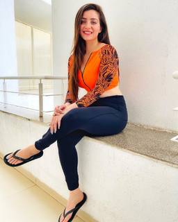 Pooja Janrao feet photo 12