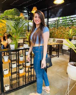 Pooja Janrao feet photo 8