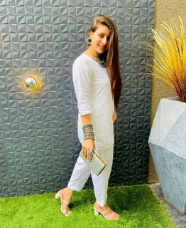 Pooja Janrao feet photo 11
