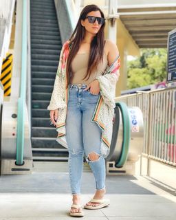 Pooja Janrao feet photo 13