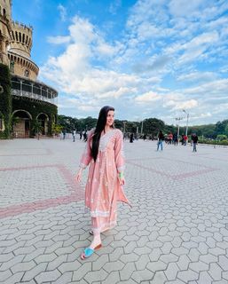 Pooja Janrao feet photo 1