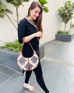 Pooja Janrao feet photo 12