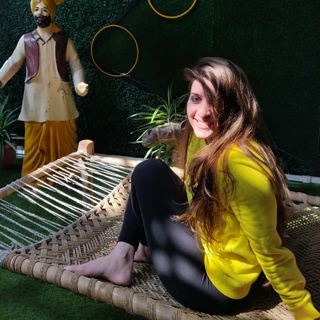 Pooja Janrao feet photo 1