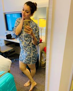 Pooja Janrao feet photo 15