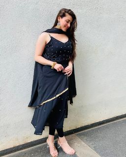 Pooja Janrao feet photo 19