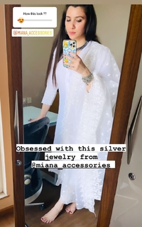 Pooja Janrao feet photo 14