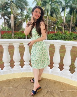 Pooja Janrao feet photo 3