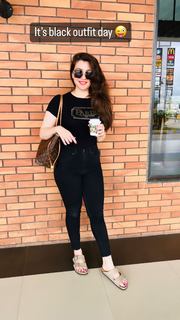 Pooja Janrao feet photo 7