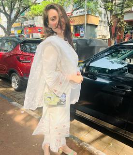 Pooja Janrao feet photo 4