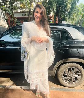 Pooja Janrao feet photo 3