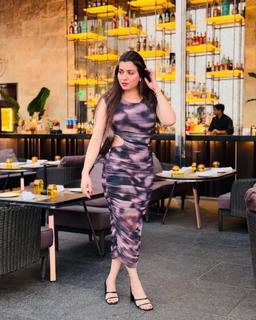 Pooja Janrao feet photo 7