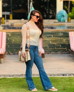 Pooja Janrao feet photo 4