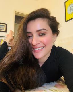 Pooja Janrao feet photo 20