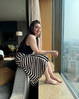 Pooja Janrao feet photo 6