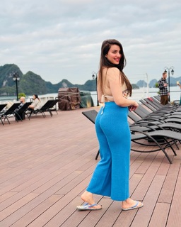Pooja Janrao feet photo 14