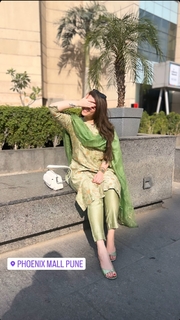 Pooja Janrao feet photo 12