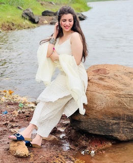 Pooja Janrao feet photo 20