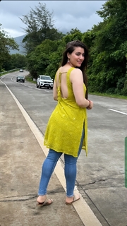 Pooja Janrao feet photo 18