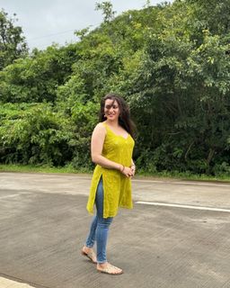 Pooja Janrao feet photo 13