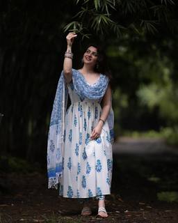 Pooja Janrao feet photo 15