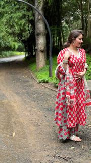 Pooja Janrao feet photo 14