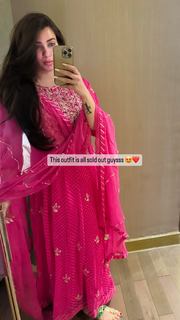 Pooja Janrao feet photo 12
