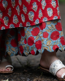 Pooja Janrao feet photo 9