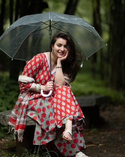 Pooja Janrao feet photo 17