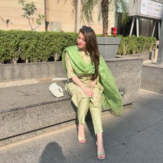 Pooja Janrao feet photo 10