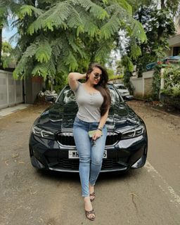Pooja Janrao feet photo 2