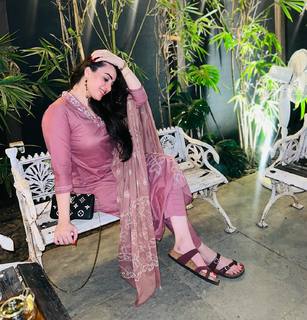 Pooja Janrao feet photo 14