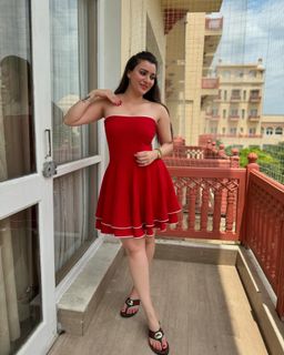Pooja Janrao feet photo 13