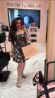 Pooja Janrao feet photo 6