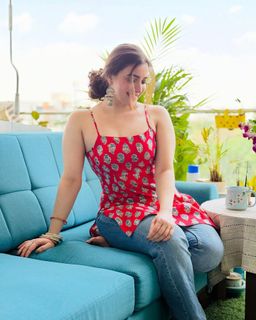 Pooja Janrao feet photo 19