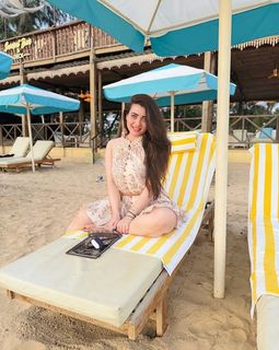 Pooja Janrao feet photo 14