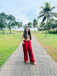 Pooja Janrao feet photo 5