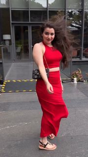Pooja Janrao feet photo 11