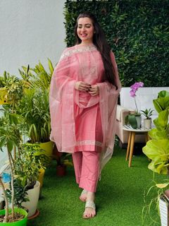 Pooja Janrao feet photo 16