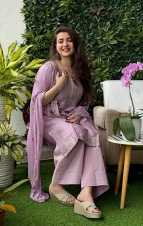 Pooja Janrao feet photo 7