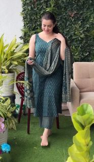 Pooja Janrao feet photo 11