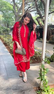 Pooja Janrao feet photo 8