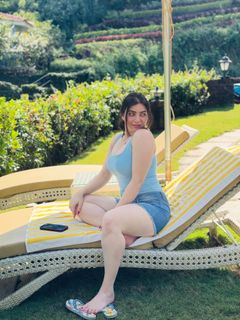 Pooja Janrao feet photo 10